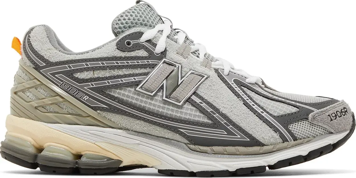 Giày New Balance INVINCIBLE x N.HOOLYWOOD x 1906R 'Grey Swan' M1906RNI