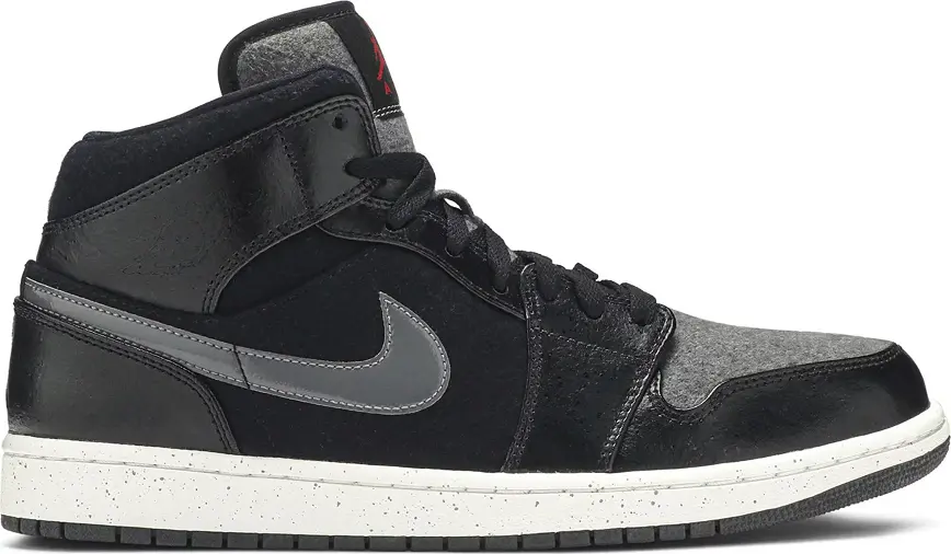 Giày Nike Air Jordan 1 Retro Mid SE 'Winterized' 852542-001
