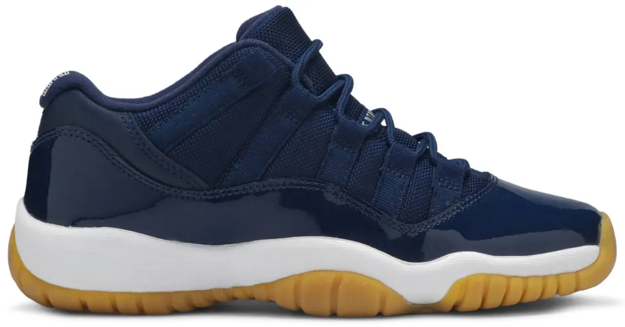 Giày Nike Air Jordan 11 GS Retro Low 'Navy Gum' 528896-405