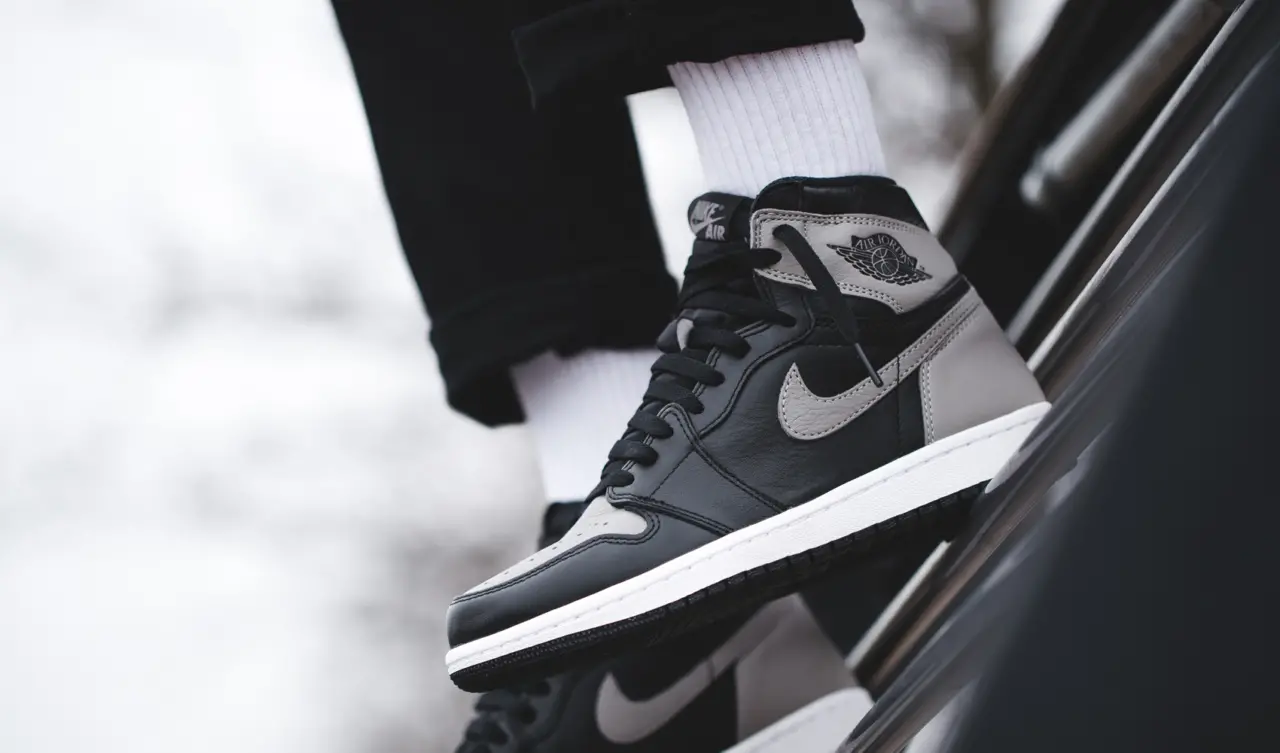 Giày Nike Air Jordan 1 Retro High OG 'Shadow' 2018 555088-013