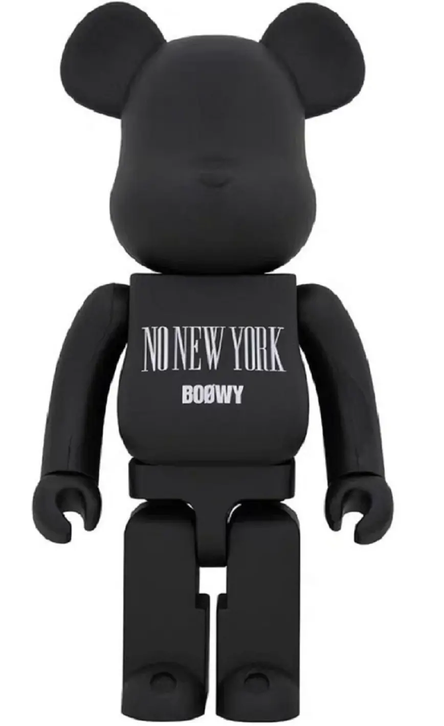 Mô hình Bearbrick Boowy "No New York" 400%