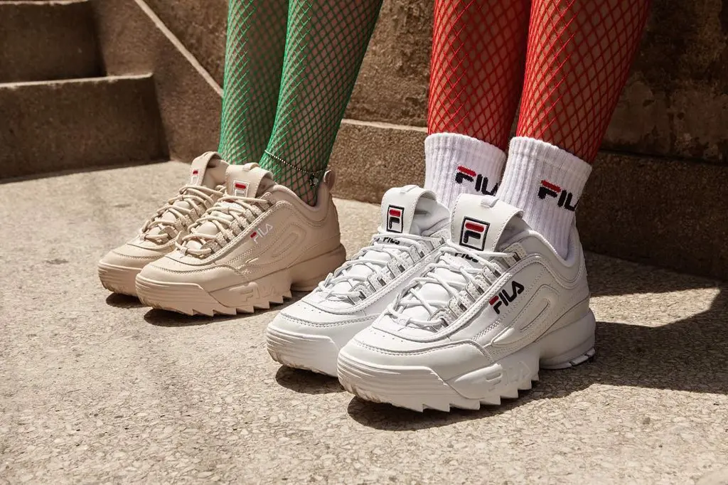 Top 10 đôi Sneaker vừa túi tiền cho học sinh, sinh viên ( phần 2 )