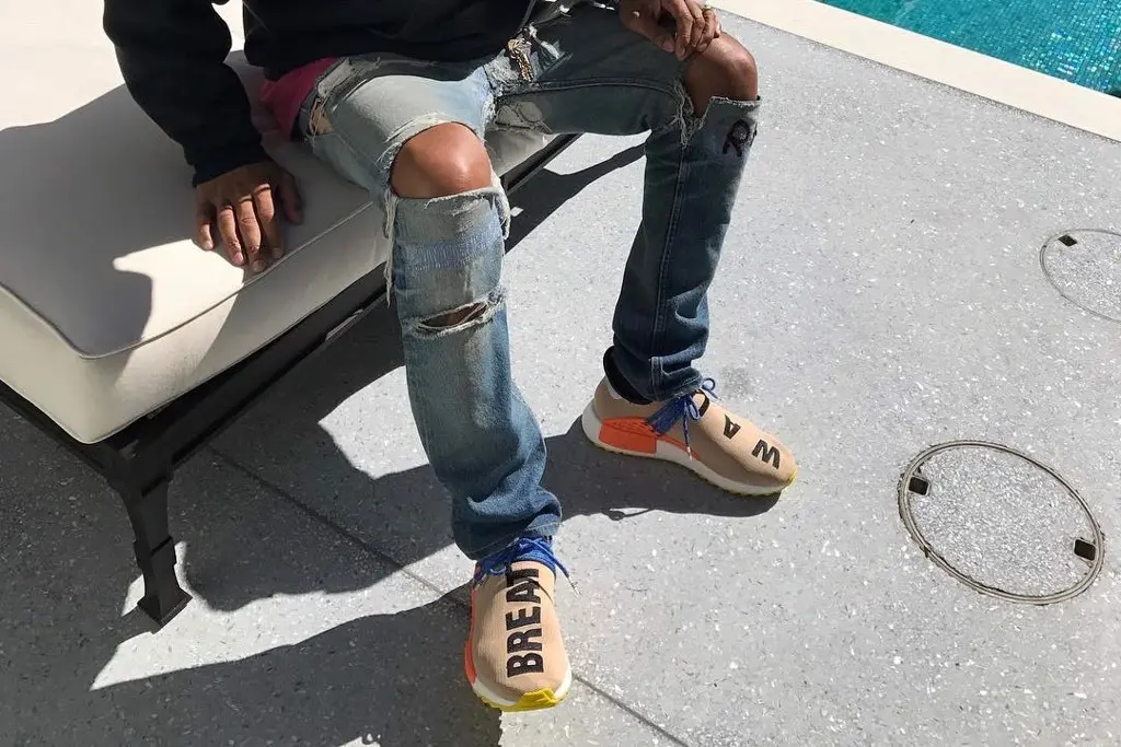 Humanrace by Pharrel - luồng sinh khí mới lạ thổi vào thế giới Sneaker