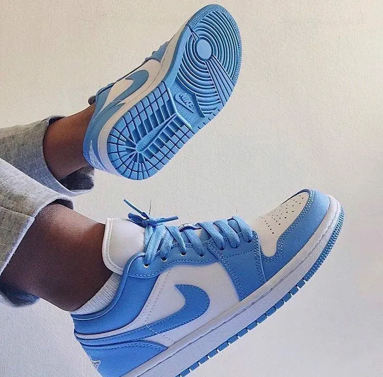 dau-la-nhung-doi-nike-air-jordan-1-low-ban-chay-nhat-2020 dau-la-nhung-doi-nike-air-jordan-1-low-ban-chay-nhat-2020