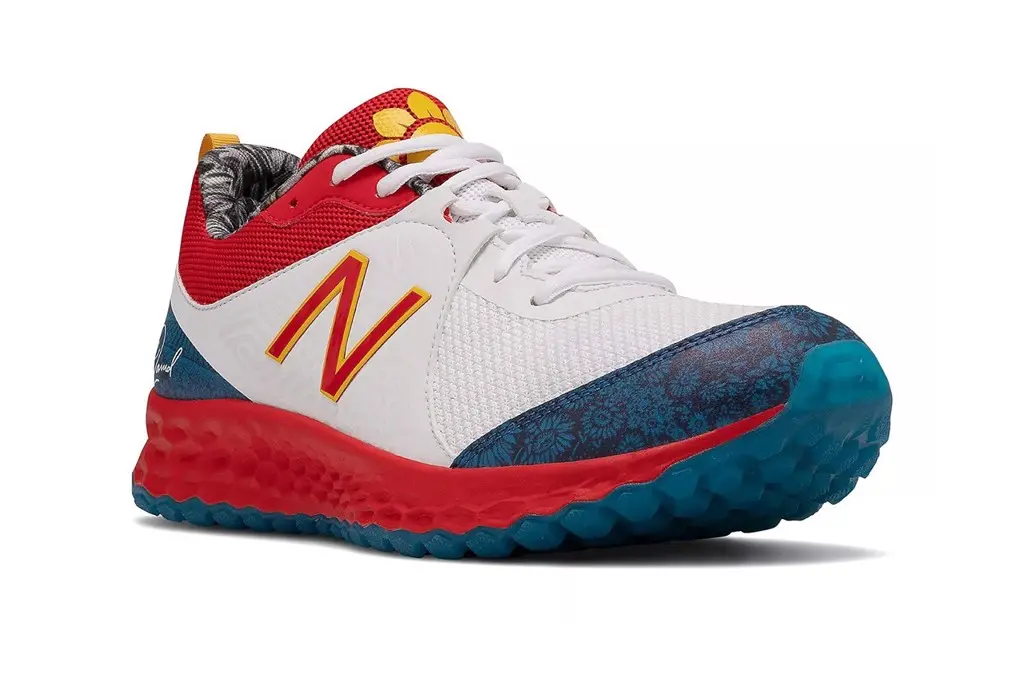 Thương hiệu bóng chày Go-To Sunflower Seed Brand bắt tay với New Balance cho những mẫu giày mới
