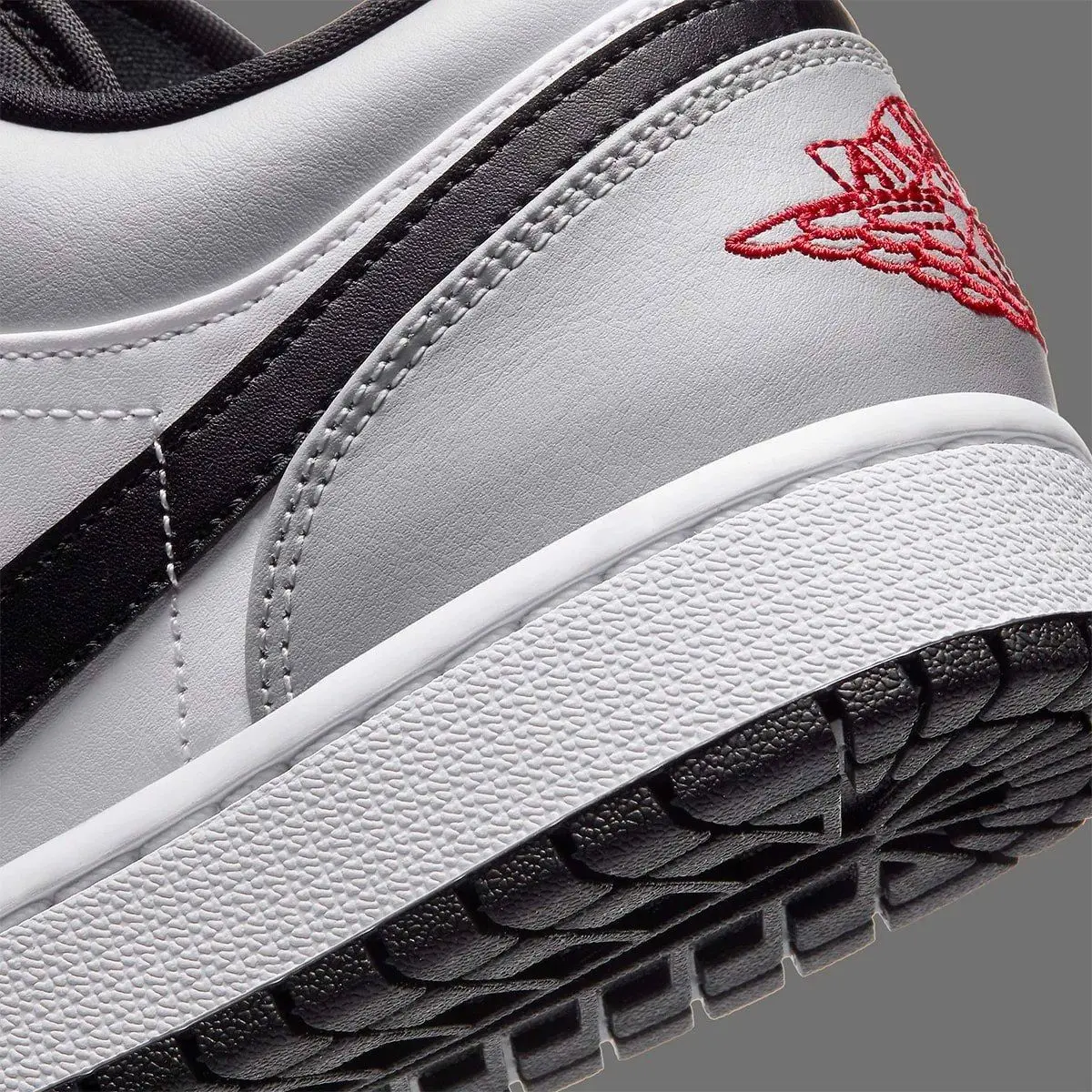 dau-la-nhung-doi-nike-air-jordan-1-low-ban-chay-nhat-2020 dau-la-nhung-doi-nike-air-jordan-1-low-ban-chay-nhat-2020