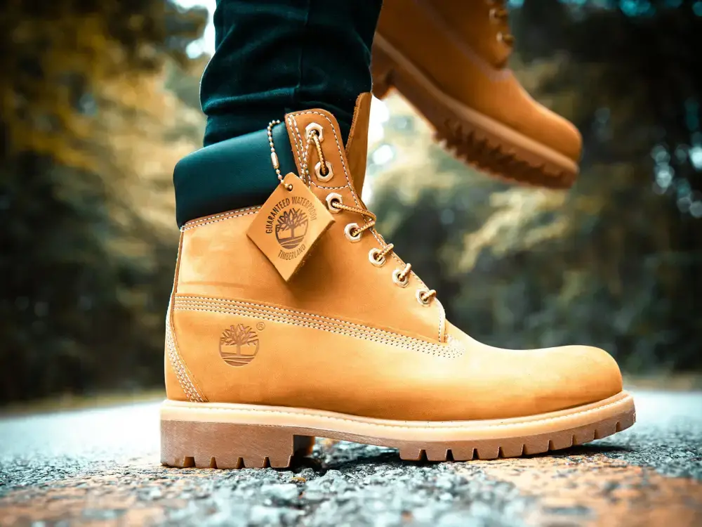 Hinh anh 2: Lam the nao de mang giay Timberland mot cach that phong cach?