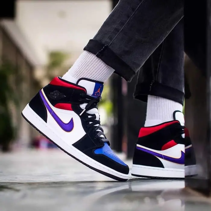 Jordan 1 Mid - quá trình hình thành và phát triển cho đến dòng giày Signature số 1 trong lịch sử giày thể thao