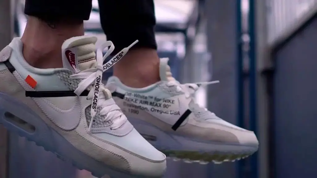 Nike Air Max 90 đẹp nhất trong lịch sử 30 năm của sneaker