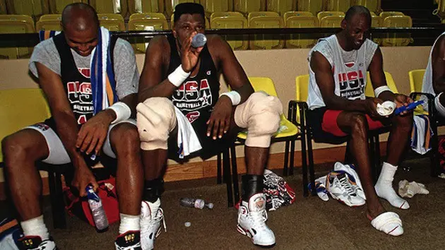 Cẩm Nang Về Phối Màu Của Nike Air Jordan