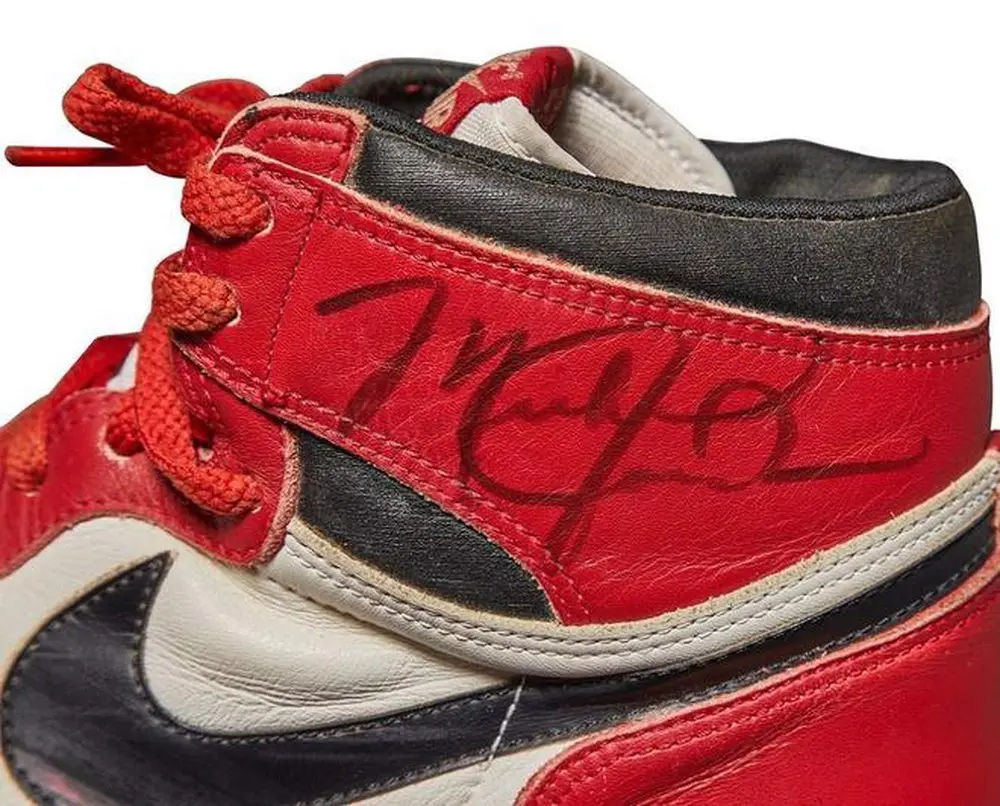 Hinh anh 3: 12 ty dong cho mot doi giay - chi co the la Air Jordan