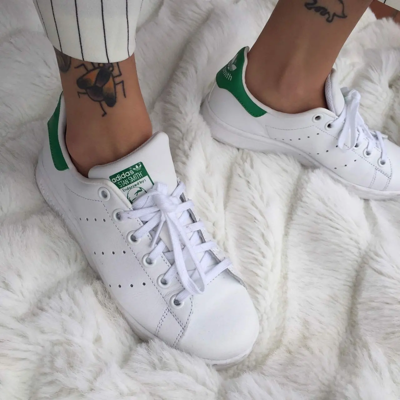 https://authentic-shoes.com/blogs/news/cau-chuyen-ve-su-thanh-cong-cua-doi-giay-quoc-dan-adidas-stan-smith