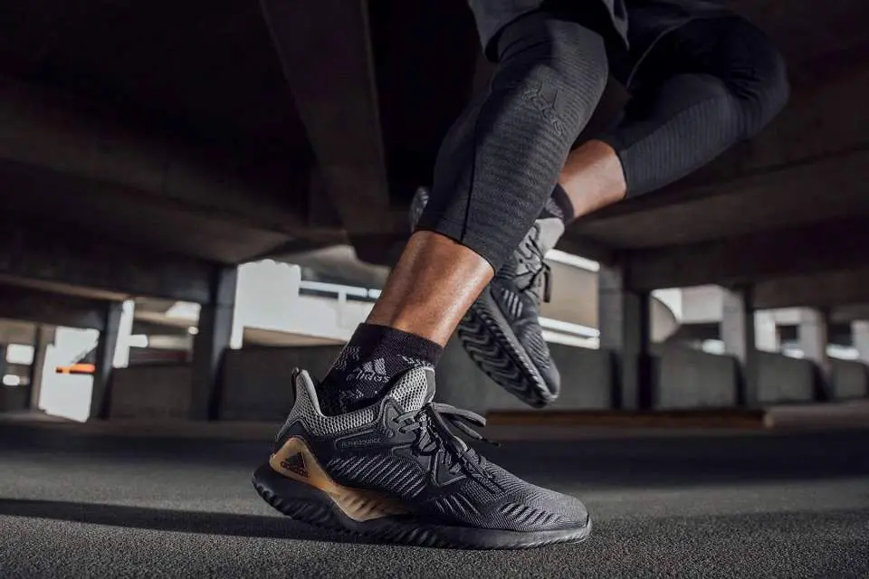 giai-ma-moi-thac-mac-ve-cong-nghe-alphabounce-cua-adidas