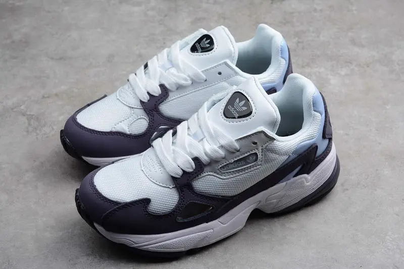 https://authentic-shoes.com/blogs/news/lich-su-ra-doi-cua-adidas-falcon-doi-giay-lay-cam-hung-tu-thap-nien-90-cuc-dep https://authentic-shoes.com/blogs/news/lich-su-ra-doi-cua-adidas-falcon-doi-giay-lay-cam-hung-tu-thap-nien-90-cuc-dep