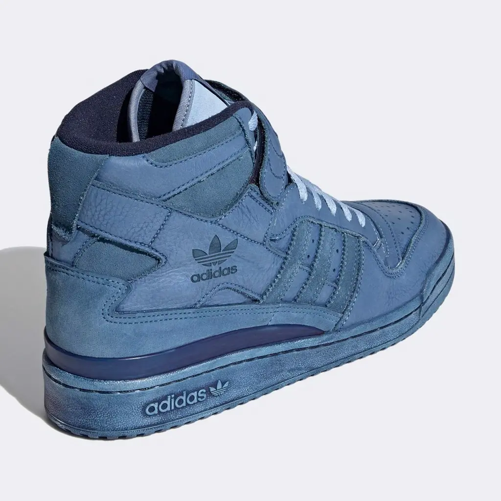 The adidas Forum Hi '84 cổ điển trở lại với phối màu da trời tuyệt đẹp