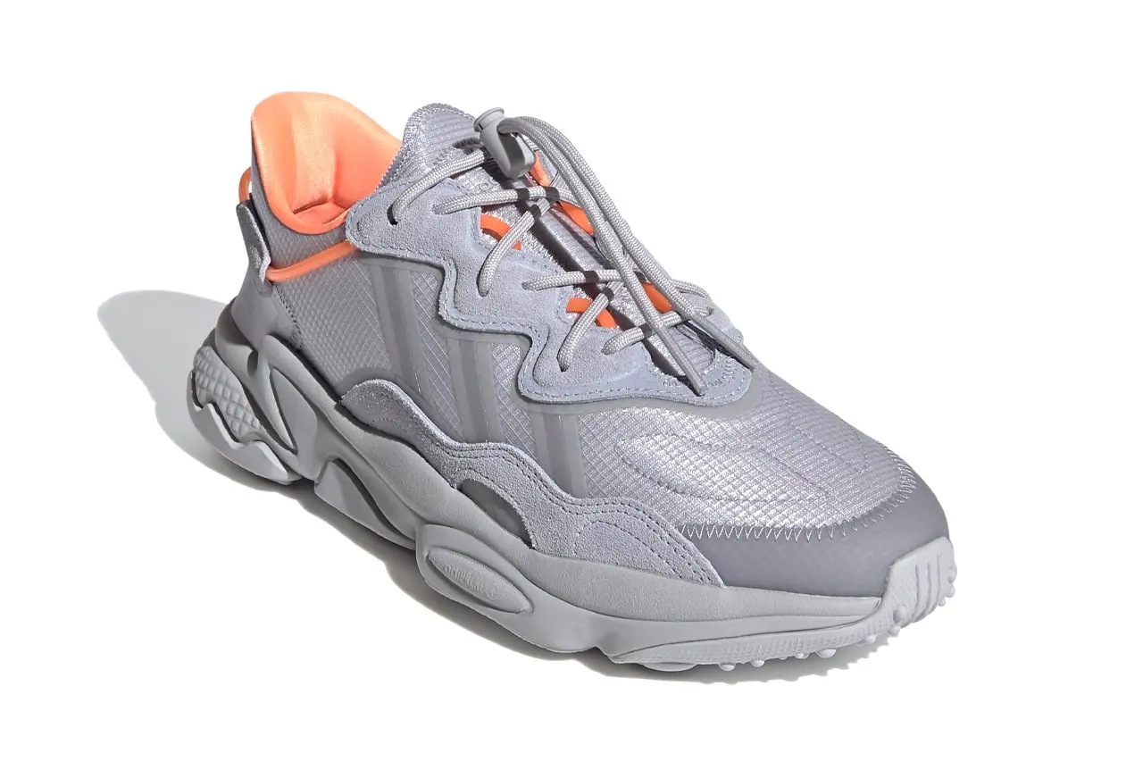 adidas OZWEEGO "Halo Silver/Screaming Orange" - Khi người giàu thích chơi đồ cổ adidas OZWEEGO "Halo Silver/Screaming Orange" - Khi người giàu thích chơi đồ cổ