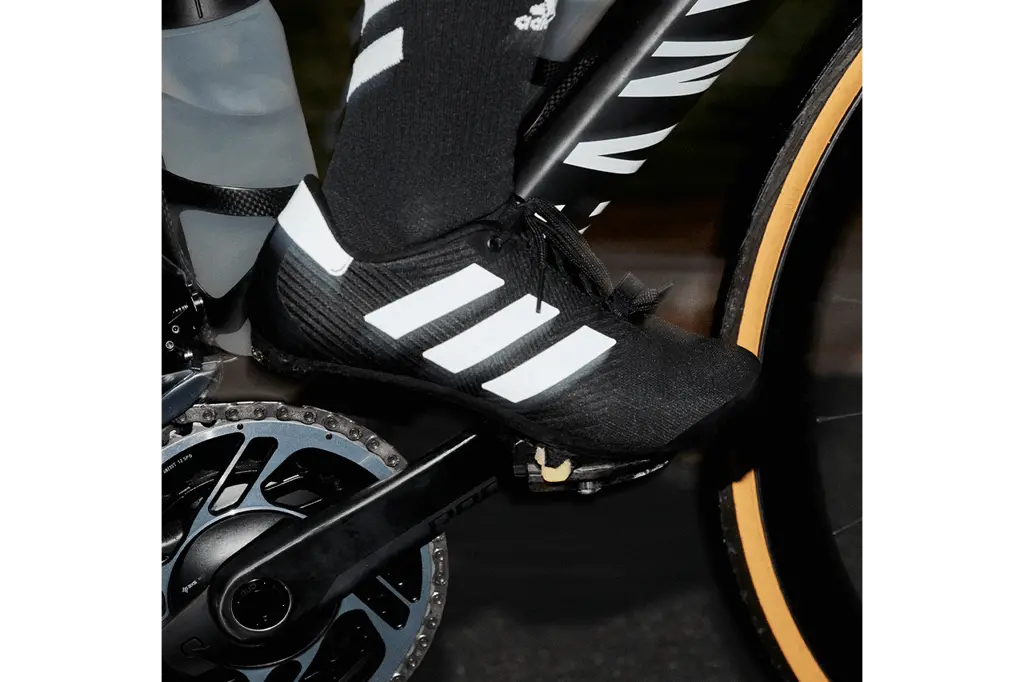 adidas trình làng mẫu giày đạp xe đầu tiên trong hơn 15 năm qua