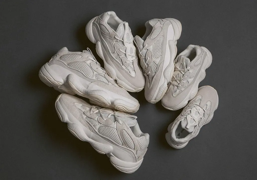 Adidas Yeezy 500 - chunky sneakers với thiết kế xịn xò đẹp đến từng chi tiết