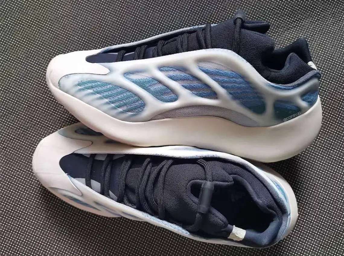 tong-hop-6-doi-sneakers-dang-chu-y-ra-mat-trong-thang-2-nam-2021 tong-hop-6-doi-sneakers-dang-chu-y-ra-mat-trong-thang-2-nam-2021