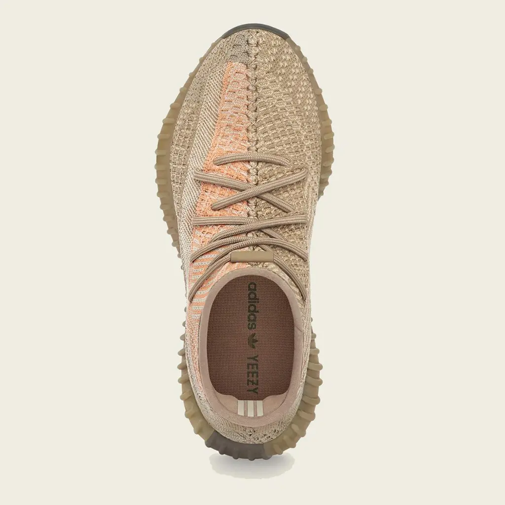 Adidas YEEZY BOOST 350 V2 “Sand Taupe” cận ngày ra mắt với tông màu nâu cam siêu đẹp lạ