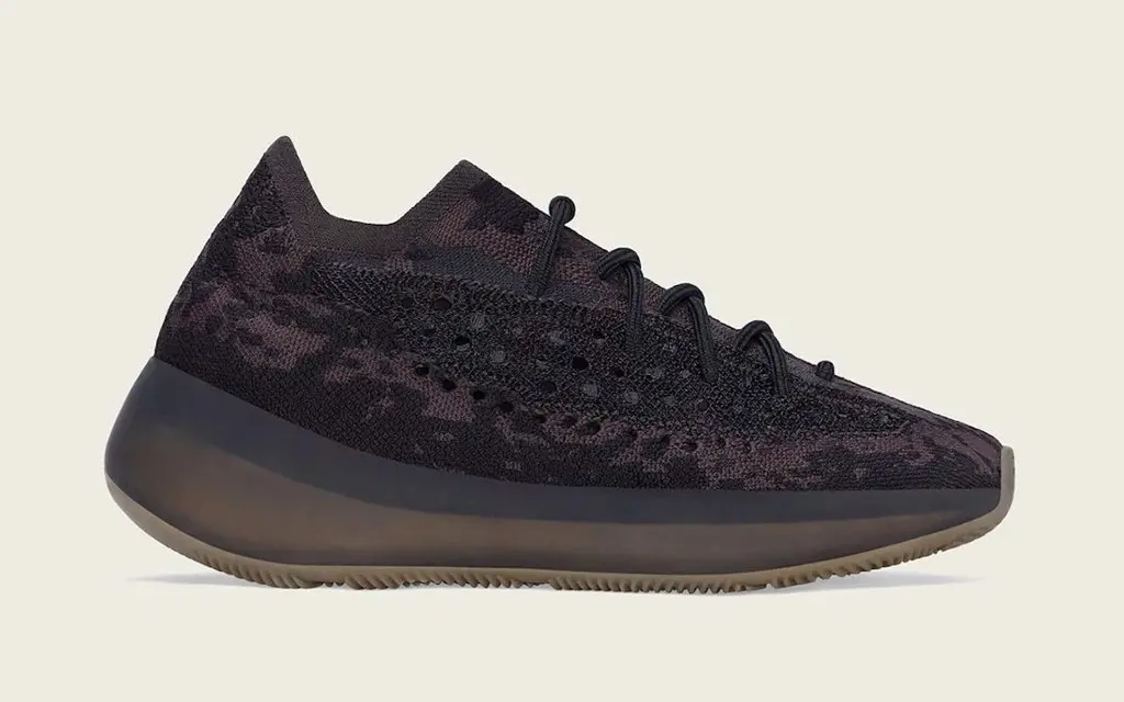 Yeezy BOOST 380 ‘Onyx’ thật sự là một mẫu giày đáng mua