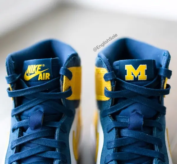 Cận cảnh phiên bản Air Jordan 1 High Michigan dành cho trẻ em