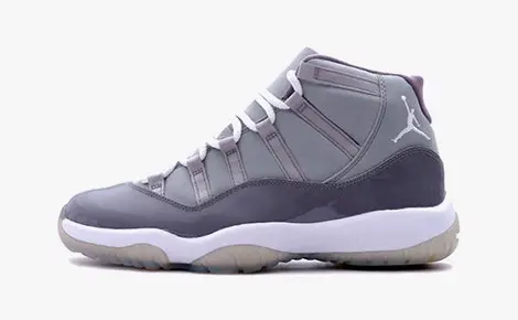 Air Jordan 11 Retro “Cool Grey” Phối màu:&nbsp;Medium Grey/White/Cool Grey Code:&nbsp;136046-011 Ngày ra mắt:&nbsp;03/03/2001 Giá bán lẻ:&nbsp;125 USD