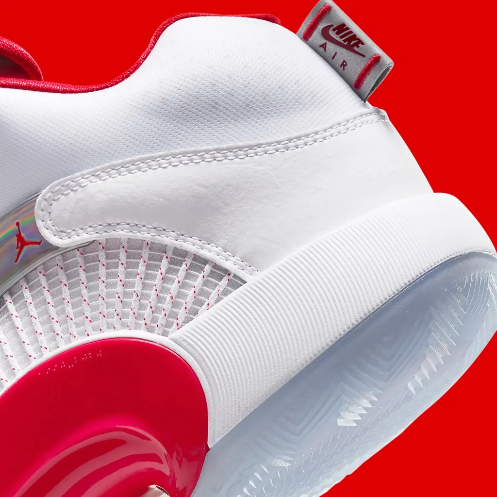 Air Jordan 35 chuẩn bị ra mắt trong phối màu "lửa đỏ" quen thuộc!!! Air Jordan 35 chuẩn bị ra mắt trong phối màu "lửa đỏ" quen thuộc!!!