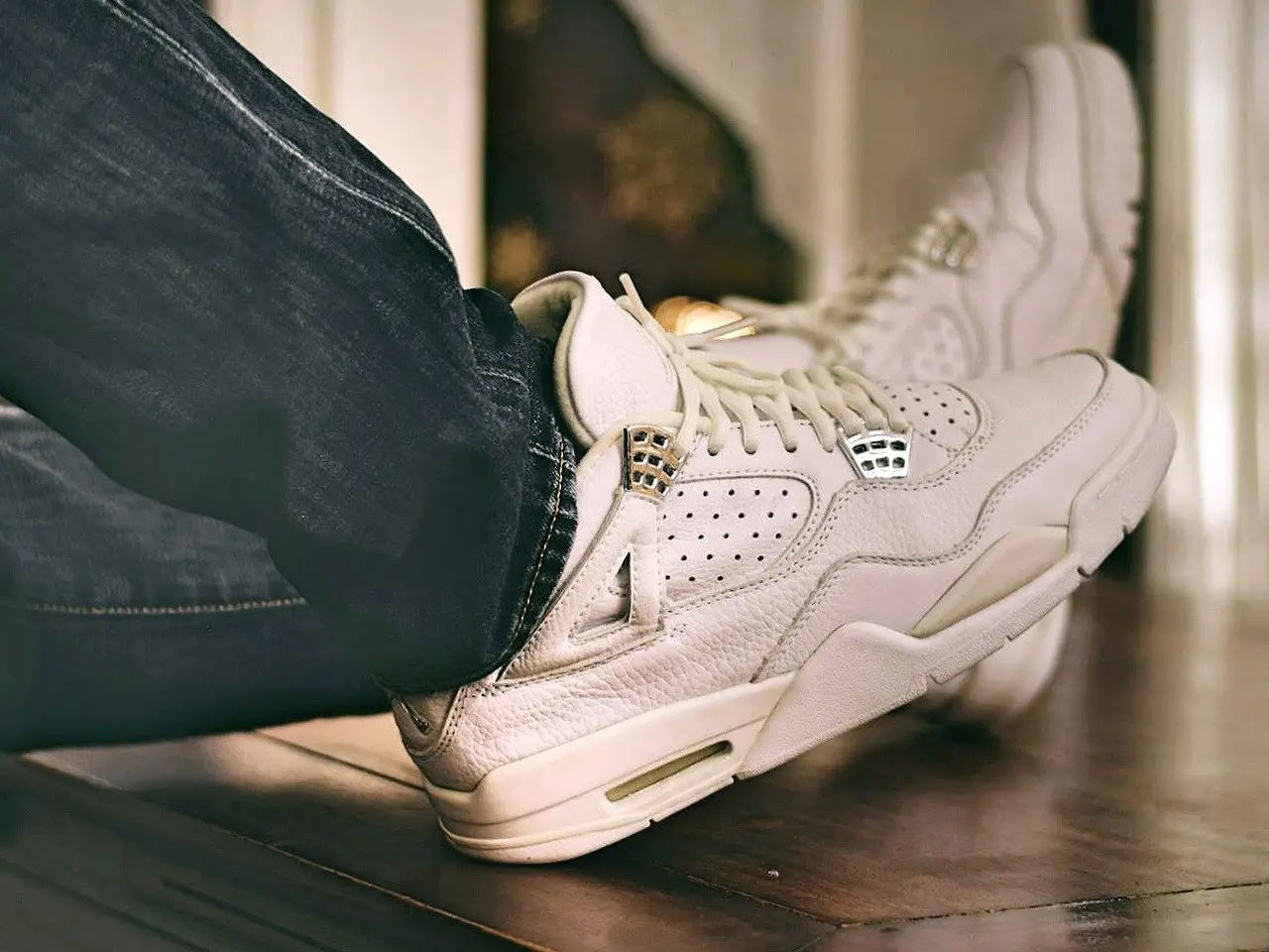 Air Jordan 4, cái tên khiến mọi sneakerhead điên đảo