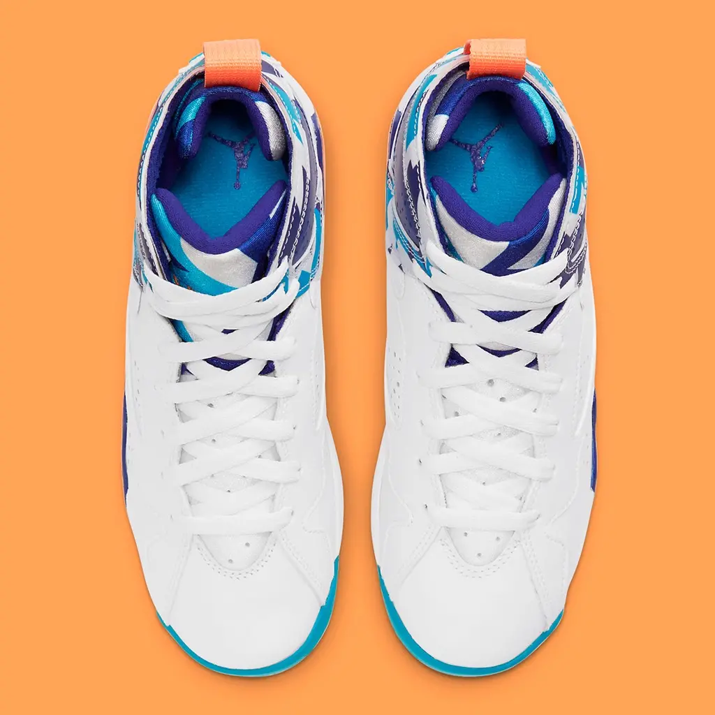 Jordan 7 Chlorine Blue với tông màu tươi mát mở màn cho năm 2021