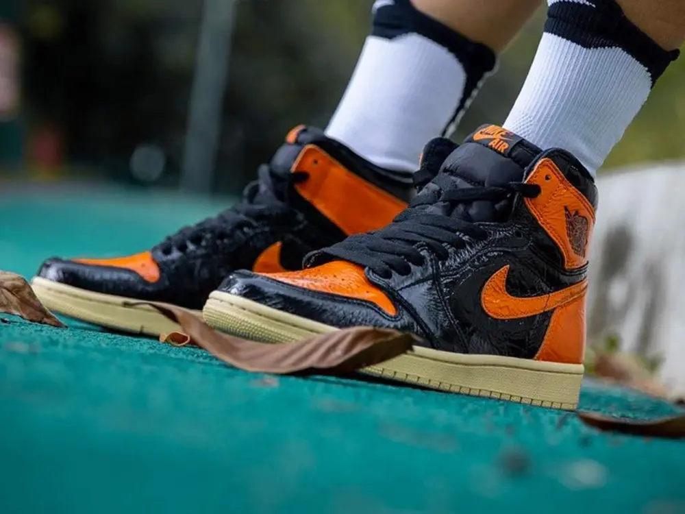 On-feet đôi Nike Jordan 1 Retro High 'Shattered Backboard' 3.0