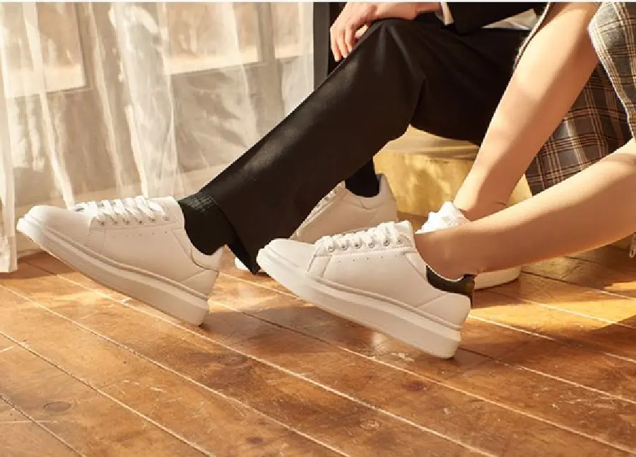 Top 10 đôi Sneaker vừa túi tiền cho học sinh, sinh viên ( phần 2 )