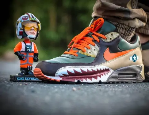 Nike Air Max 90 đẹp nhất trong lịch sử 30 năm của sneaker