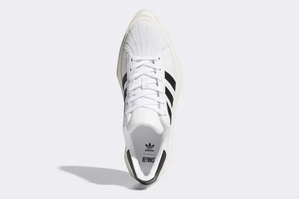 Hinh anh 4: Beyonce x adidas: Ra mat mau giay mui nhon an tuong