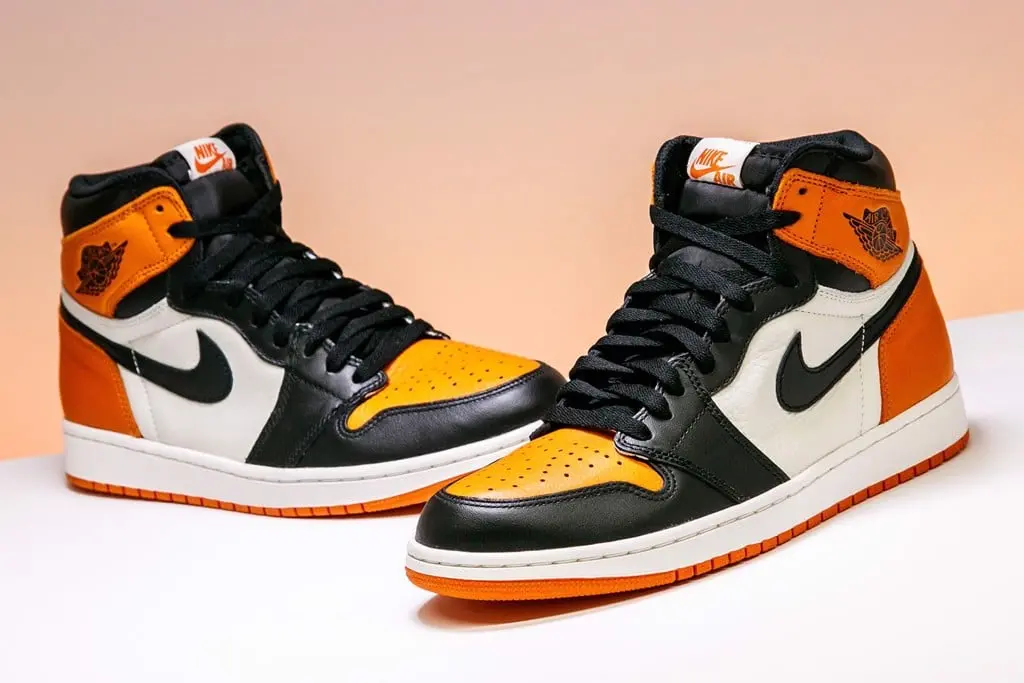 Air Jordan 1 Retro High OG hứa hẹn ra mắt phiên bản “White / Orange / Black” dành cho tận mùa hè năm sau