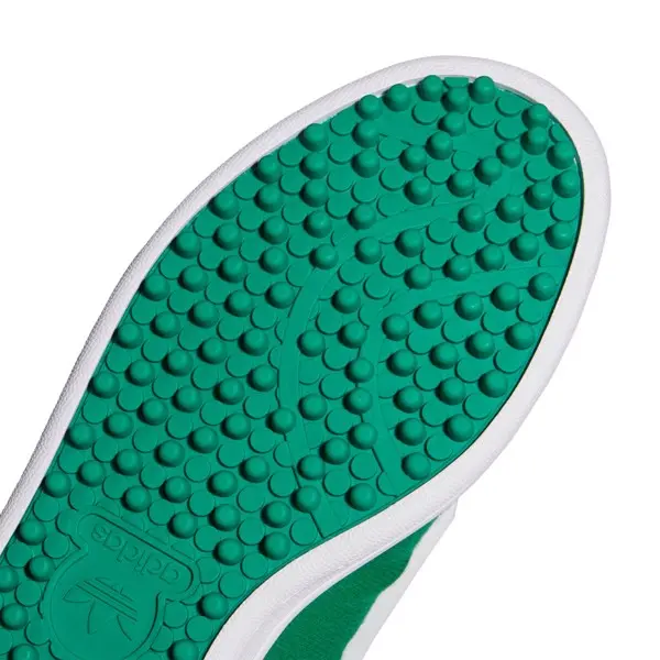 Đôi giày biểu tượng adidas Stan Smith sẽ có phiên bản dành cho Golf