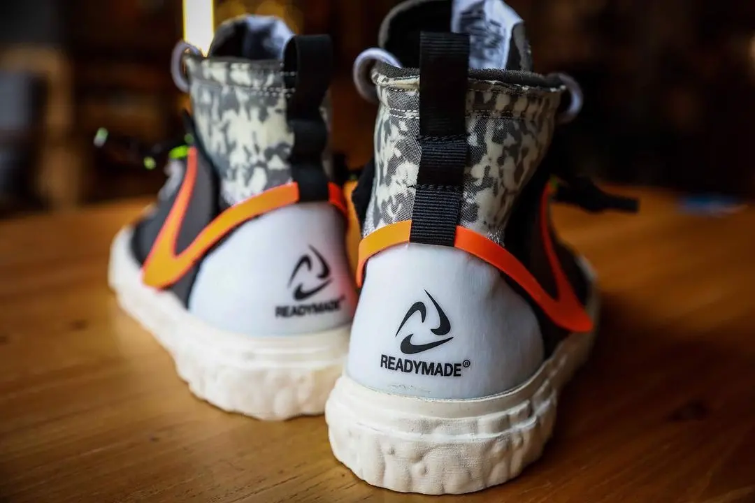 READYMADE x Nike Blazer đẹp đến lạ lùng với sự phá cách trong từng chi tiết READYMADE x Nike Blazer đẹp đến lạ lùng với sự phá cách trong từng chi tiết