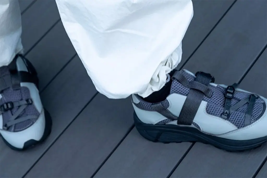 SS21 của Snow Peak được ra mắt với kiểu dáng của một chiếc Sandal SS21 của Snow Peak được ra mắt với kiểu dáng của một chiếc Sandal