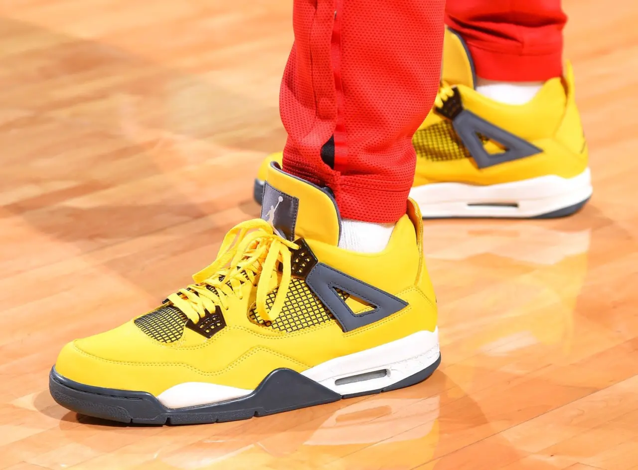 Air Jordan 4, cái tên khiến mọi sneakerhead điên đảo