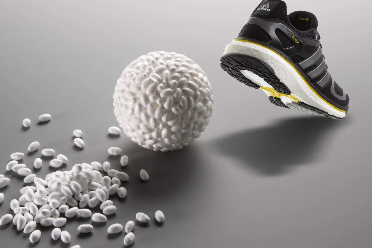 su-that-ve-cong-nghe-boost-mot-buoc-tien-dot-pha-cua-adidas