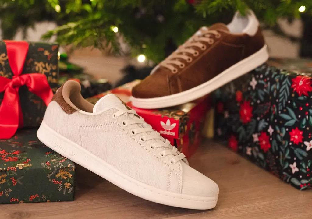 Có hơi rùng rợn cho một phối màu vào dịp giáng sinh năm nay không Adidas?