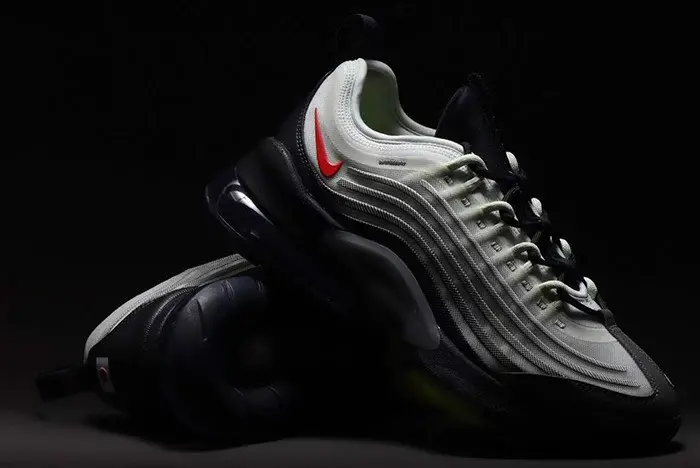 he-lo-hinh-anh-full-khong-che-cua-doi-nike-air-max-zoom-950-doc-quyen-tai-nhat-ban