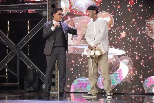Nhìn ngắm những outfit chất lừ của Dế Choắt từ Rap Việt đến đời thường