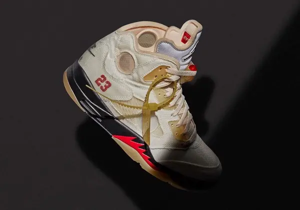 Hinh anh 2: Hinh anh day du cua bo suu tap Off-White x Air Jordan 5 "Sail"
