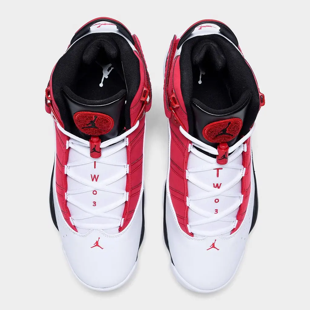 Phiên bản Jordan 6 "Rings" với sự pha trộn từ những đường nét cổ điển cho đến sự sang trọng của hiện đại