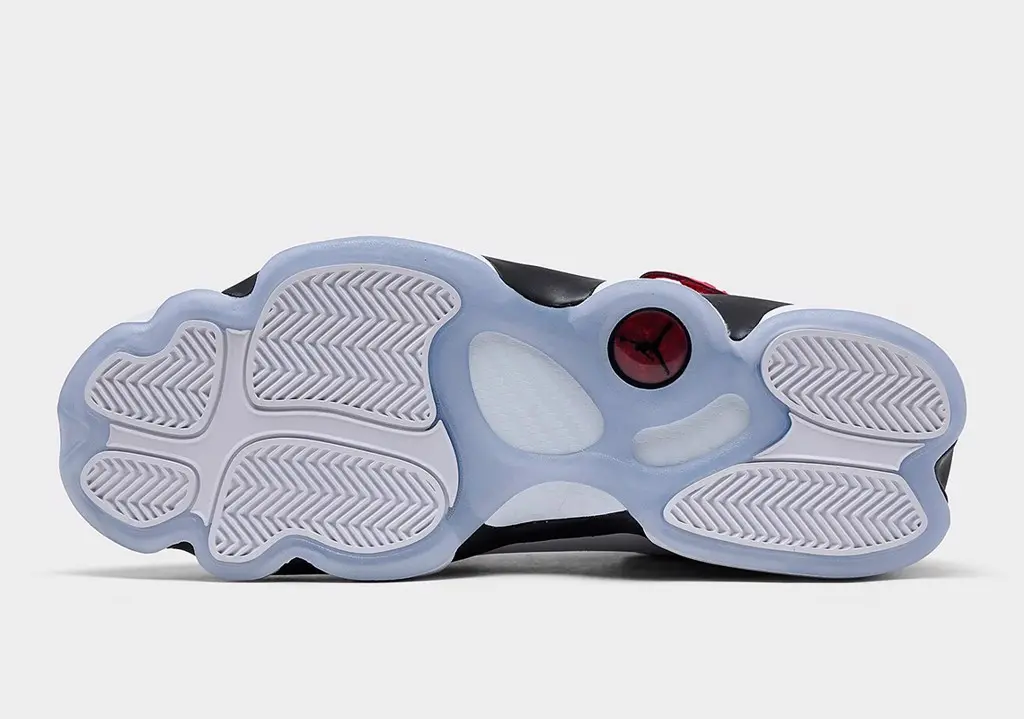 Phiên bản Jordan 6 "Rings" với sự pha trộn từ những đường nét cổ điển cho đến sự sang trọng của hiện đại