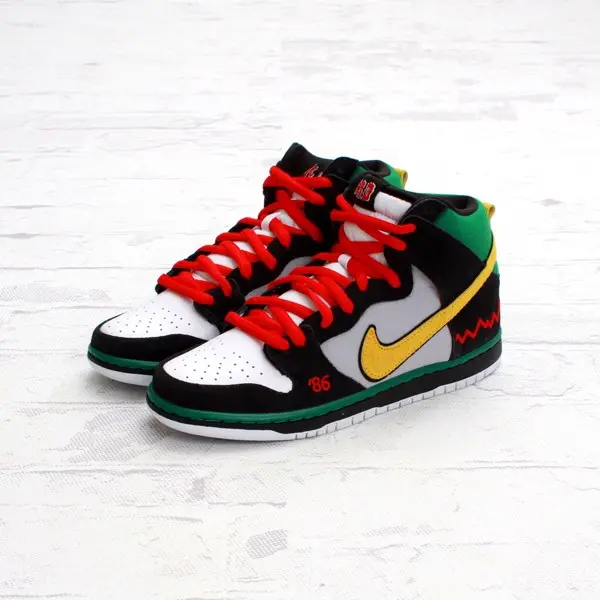 lich-su-phat-trien-day-gian-nan-cua-nike-sb-dunk