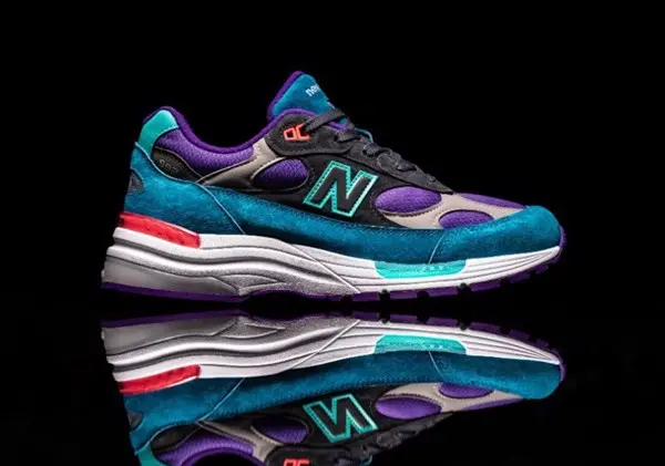 New Balance ra mắt hai phối màu 992 dành cho cửa hàng mới tại Boston Hinh anh 1: New Balance ra mat hai phoi mau 992 danh cho cua hang moi tai Boston