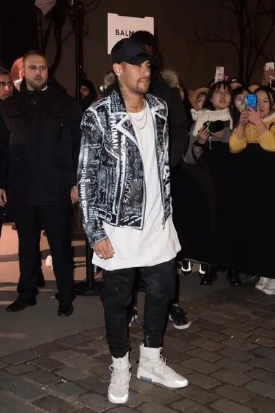 Những khoảnh khắc “xịn sò” nhất cùng sneaker của Neymar