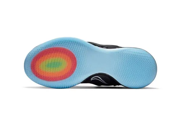 Nike Adapt BB 2.0 ra mắt phối màu mới mang tên "Black MAG"